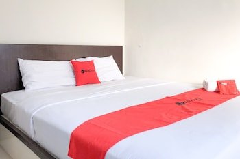 Pagi Hotel by RedDoorz