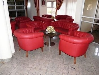 Azam Hotel
