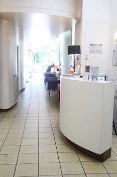 Cecil Hotel
