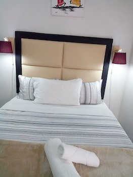 The Monument Guest House