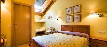 Hostal Rural Salazar
