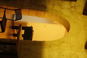Al-Yakhour Hostel
