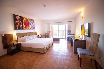 Royal Decameron Salinitas