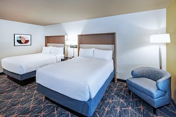 Holiday Inn & Suites Stillwater - University West
