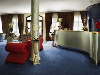 Relais & Châteaux Hotel Bülow Palais Dresden
