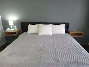 Western Hills Motel