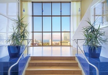 Skyline Tower