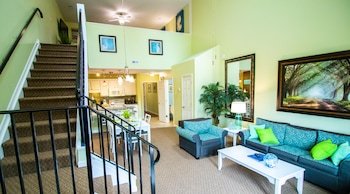 Grand Palms Resort