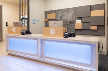 Holiday Inn Express & Suites Firestone - Longmont