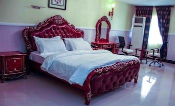Greatwood Hotel