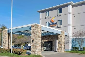 Comfort Suites Airport