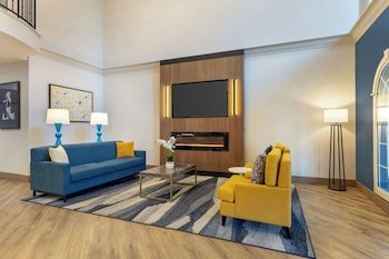 Comfort Suites East Brunswick