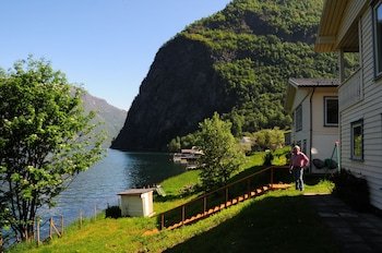 Visit Undredal Valley