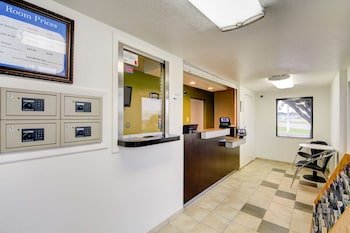 Studio 6 Midwest City, OK - Oklahoma City