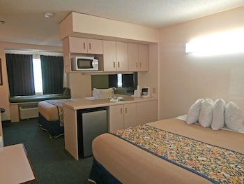 Americas Best Value Inn & Suites McDonough