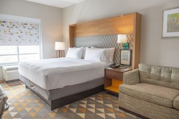 Holiday Inn Toledo-Maumee (I-80/90)