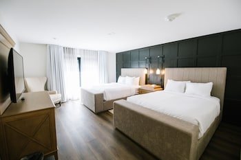 Homestead Resort & Spa