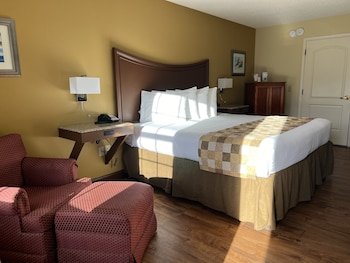 Atkinson Inn & Suites