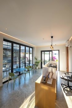 Absolute Hotel