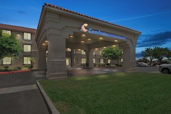 Comfort Inn & Suites Lancaster Antelope Valley