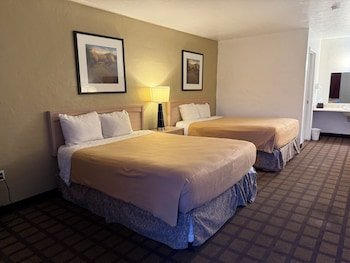 Knights Inn Wendover