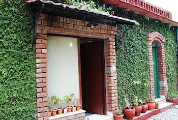 Jharipani Castle Resort