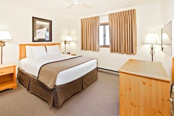 Black Hills Luxury Suites