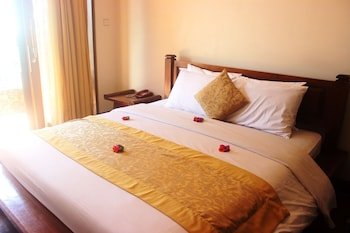 Lakeview Hotel & Restaurant