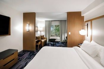 Fairfield Inn & Suites Louisville Airport