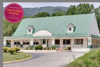 Days Inn by Wyndham Asheville West