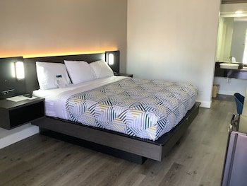 Motel 6 Memphis Northeast