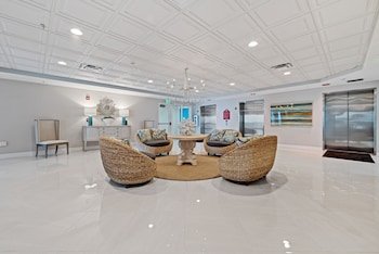 San Carlos Condominiums