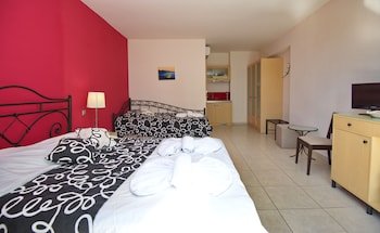4 Epoches Hotel Alonissos