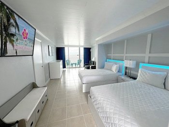 Lani Kai Island Resort