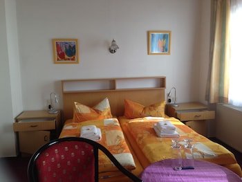 Anna Pension