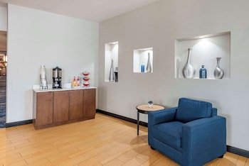 Cambria Hotel & Suites Minneapolis Maple Grove