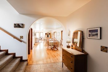 Inn at Tern Lake