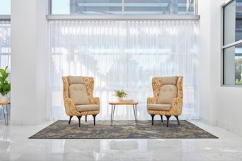 Delta Hotels Milwaukee Northwest