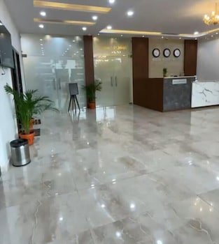 Hotel Satkar International