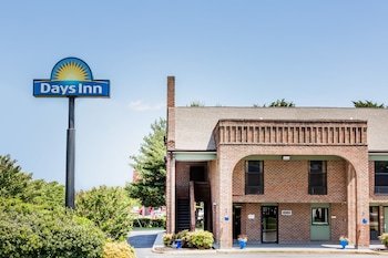Days Inn by Wyndham Tappahannock