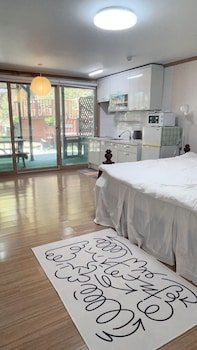 Bellus Rose Pension Hotel