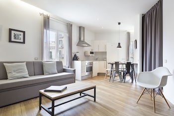 Amister Urban Apartments