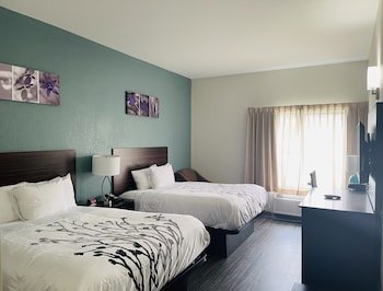 Bay Inn & Suites Foley