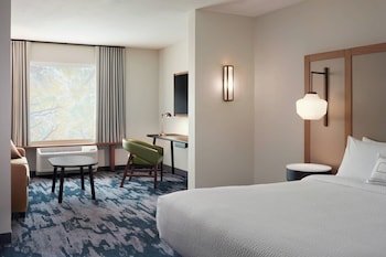 Fairfield Inn & Suites Clear Lake