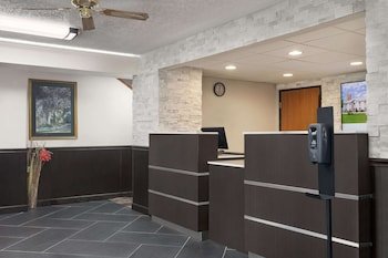 Super 8 by Wyndham Chillicothe