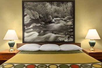 Super 8 by Wyndham Ridgecrest