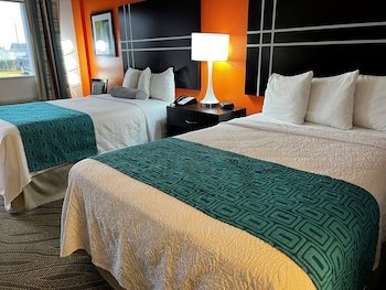 Howard Johnson by Wyndham Houston Downtown