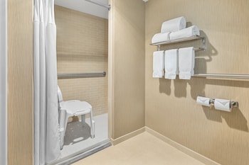 Crowne Plaza Greenville I-385 Roper Mountain Road
