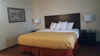 AmericInn by Wyndham Muscatine