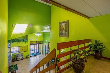 Quality Inn & Suites near Six Flags East